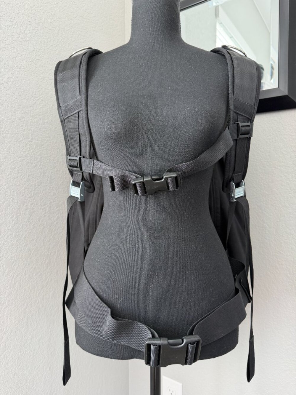 CHROME Black Ivan Rolltop Large Messenger Backpack Commuter Bag - Picture 4 of 13
